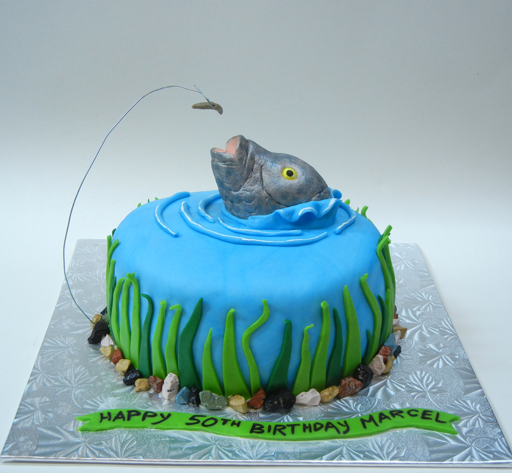 Bass Fishing Cake - YouTube